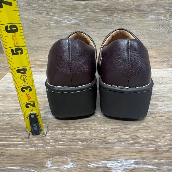 Born Concept Brown Leather Wedge Clog Women's Size 9 - Picture 3 of 7